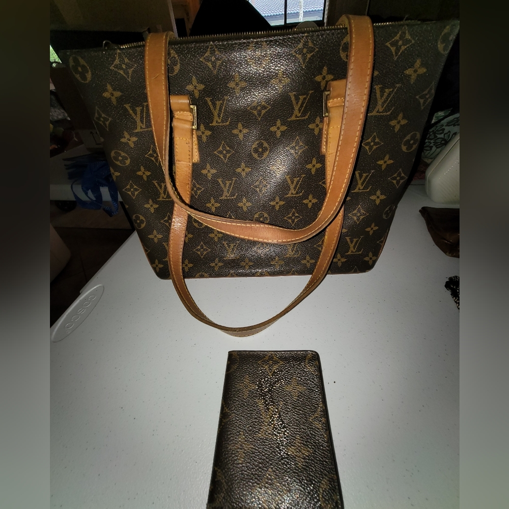 Louis Vuitton Bundle